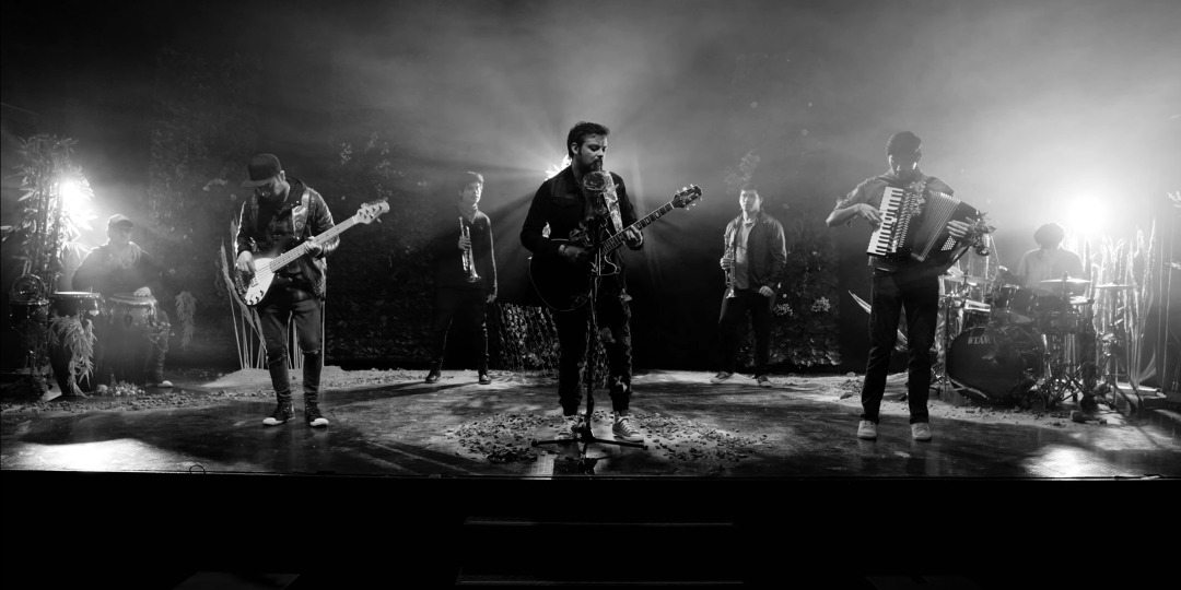 FLORES LLEVAME CONTIGO